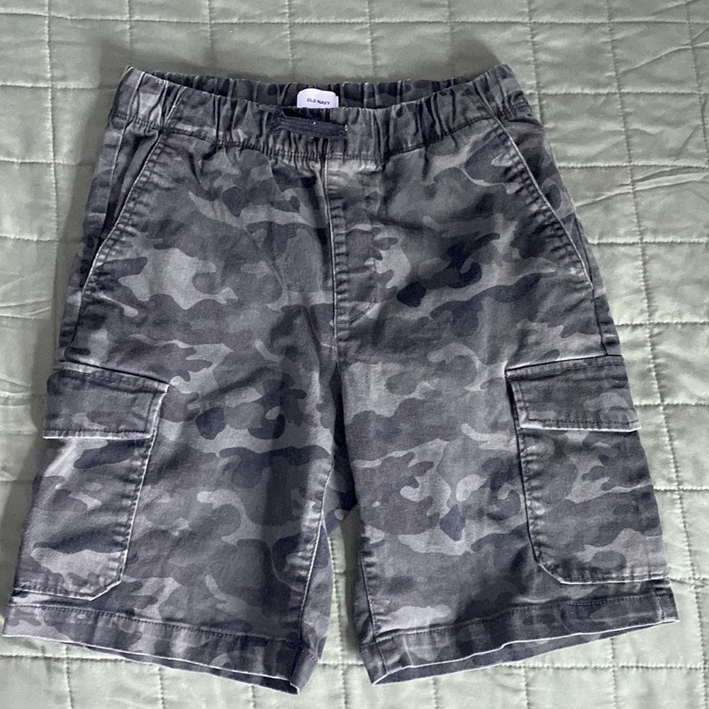 Old Navy shorts boys 14-16